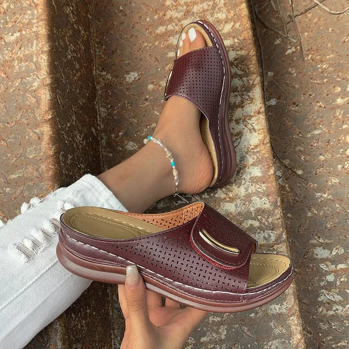 Sandales Urbaines Élégantes Joanna en Cuir Raffiné - Maison Claire et Sylvie