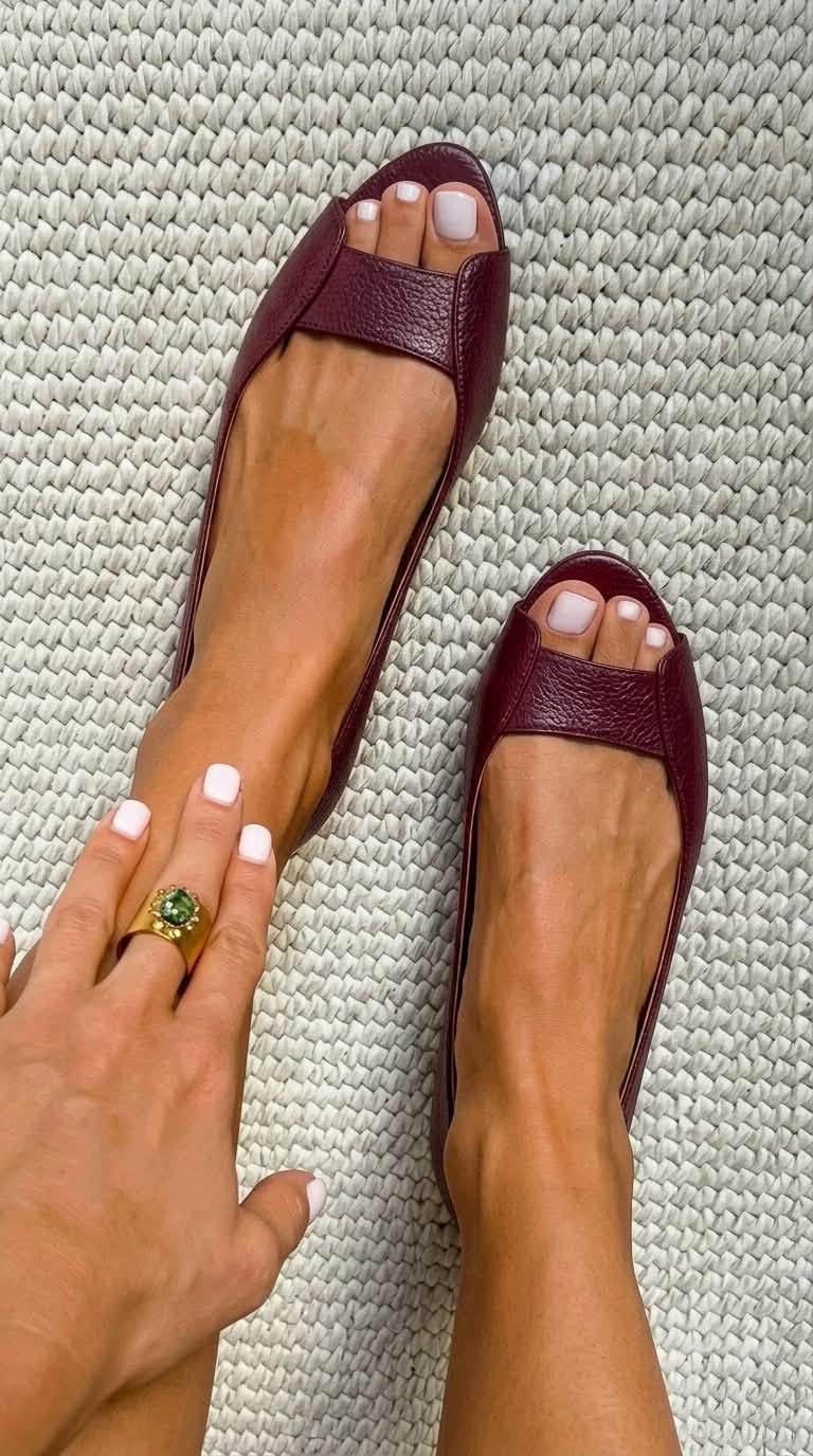Sandales Dorées Élégance Confort par Maison Claire et Sylvie