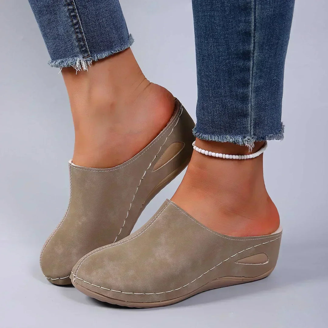 Chic Pantoufles Orthopédiques en Velours - Maison Claire et Sylvie