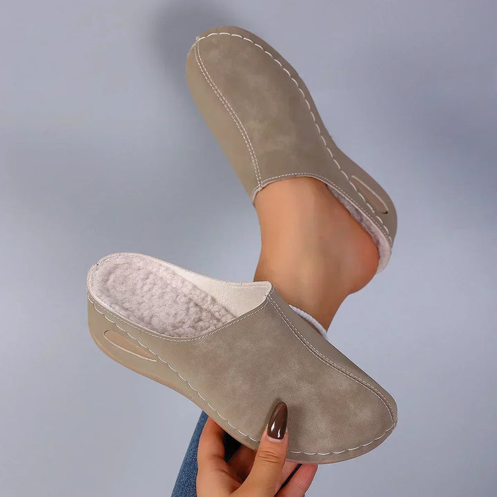 Chic Pantoufles Orthopédiques en Velours - Maison Claire et Sylvie