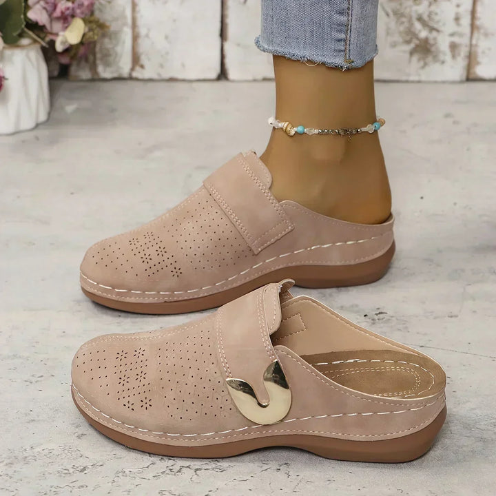 Sandales compensées élégantes Marel en tissu raffiné
