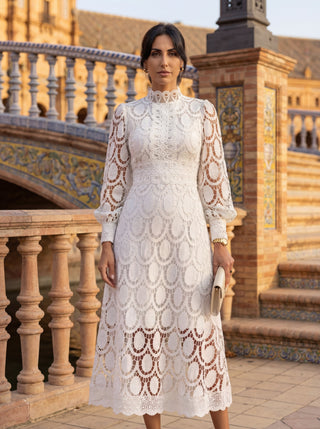 Robe Élégante Carmona en Soie – Maison Claire et Sylvie
