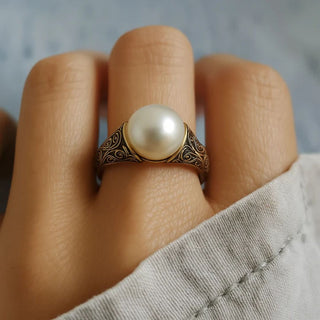 Bague en Perles Vintage Dorée Intemporelle